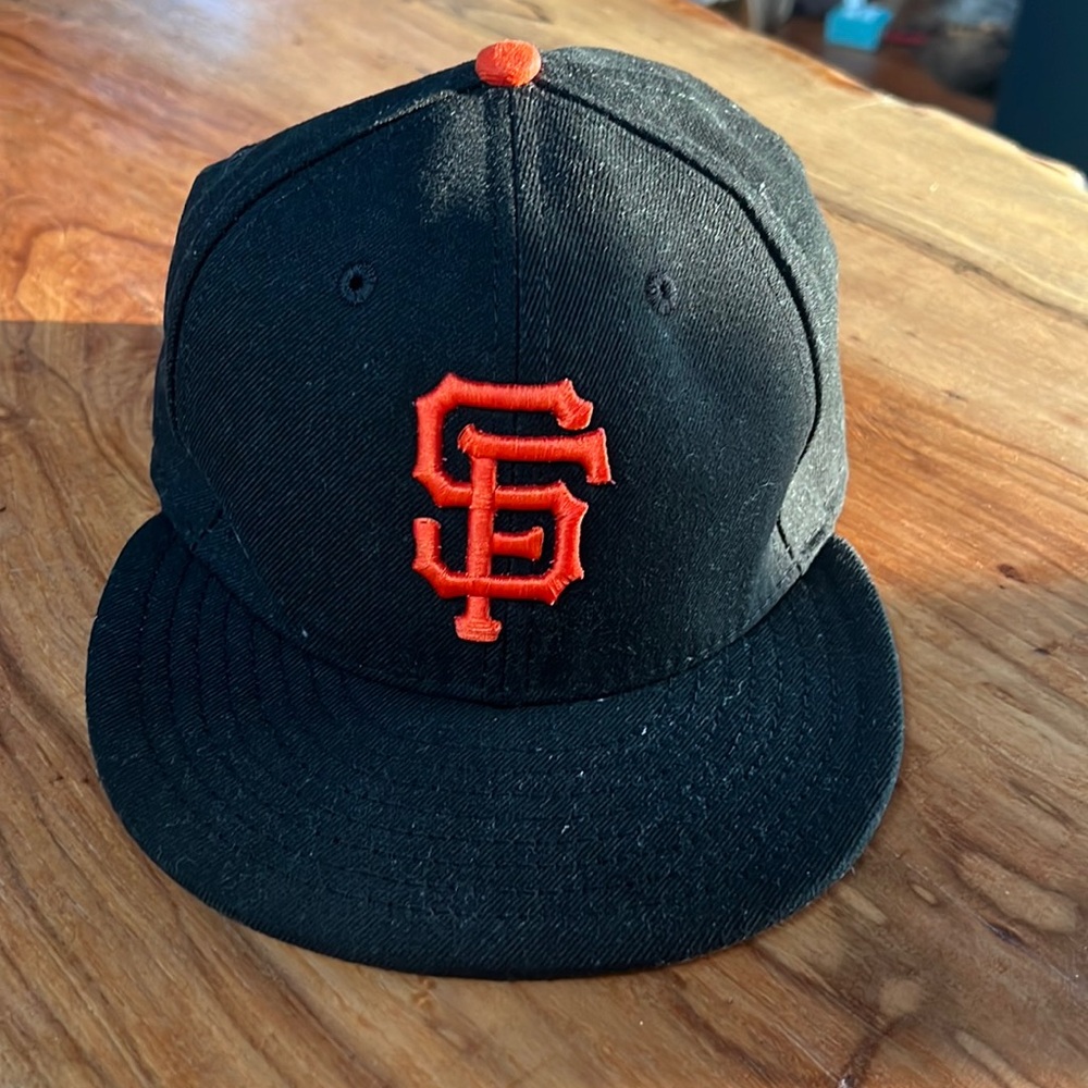 Giants hat